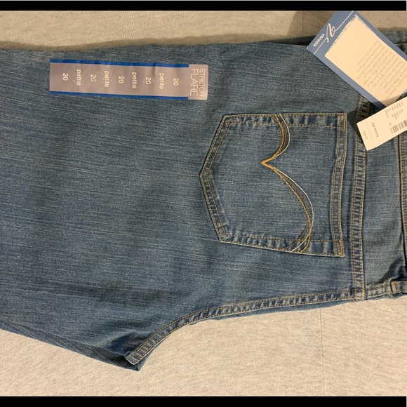 Lane Bryant Denim - Venezia jeans, 20 petite plus size. NWT